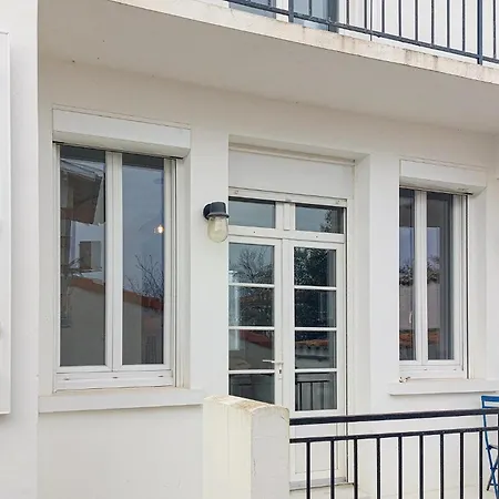 Charmante Maison Proche בית נופש *