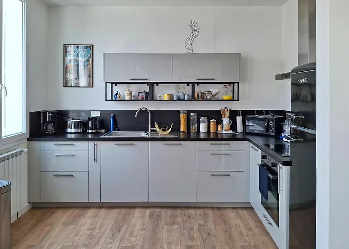Prázdninový dům Charmante Maison Proche